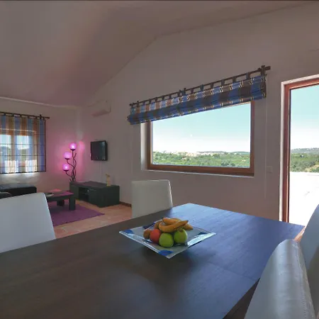 Quinta Do Mel * אלבופיירה